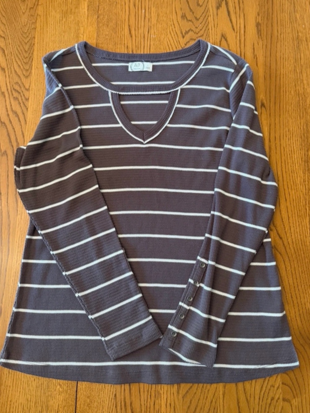 R&K Originals Striped V-Neck Long-Sleeve Top - Gray/White